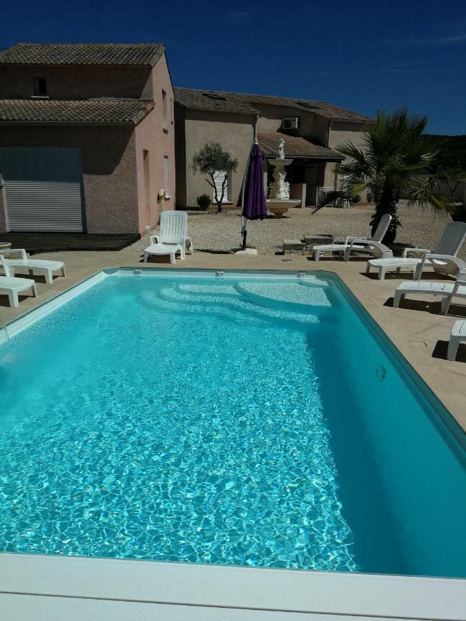 Les Gites De Kevinou Vallon-Pont-d'Arc Exterior photo